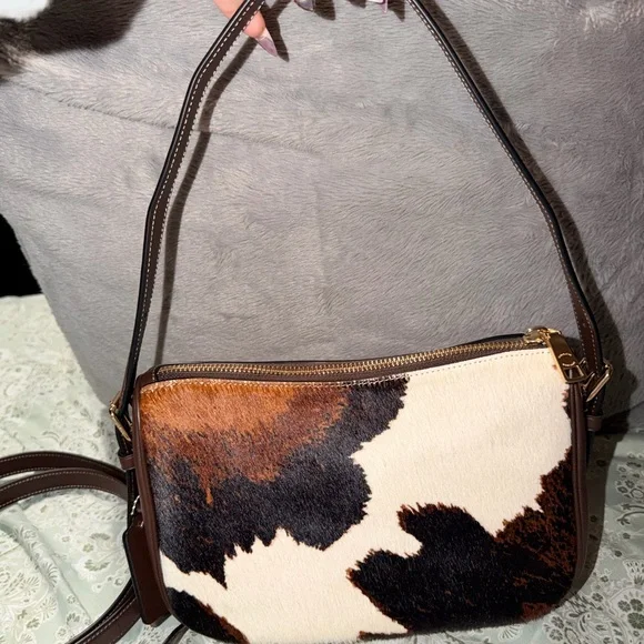 Coach Kailey Shoulder Bag
With Cow Print And Tassel - Picture 5 of 10